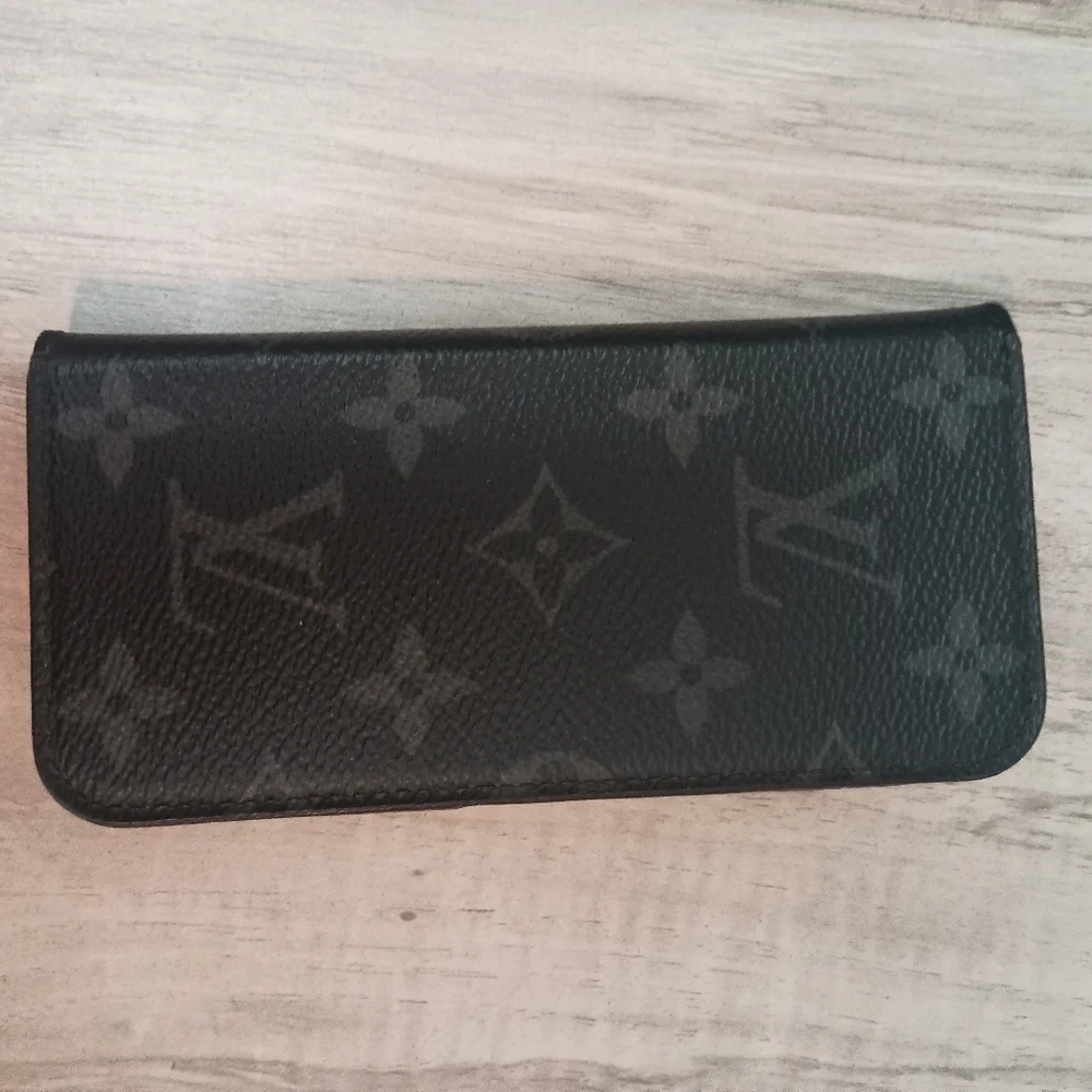 Authentic Louis Vuitton Monogram Phone Folio Case iPhone 7 Plus iPhone 8 Plus